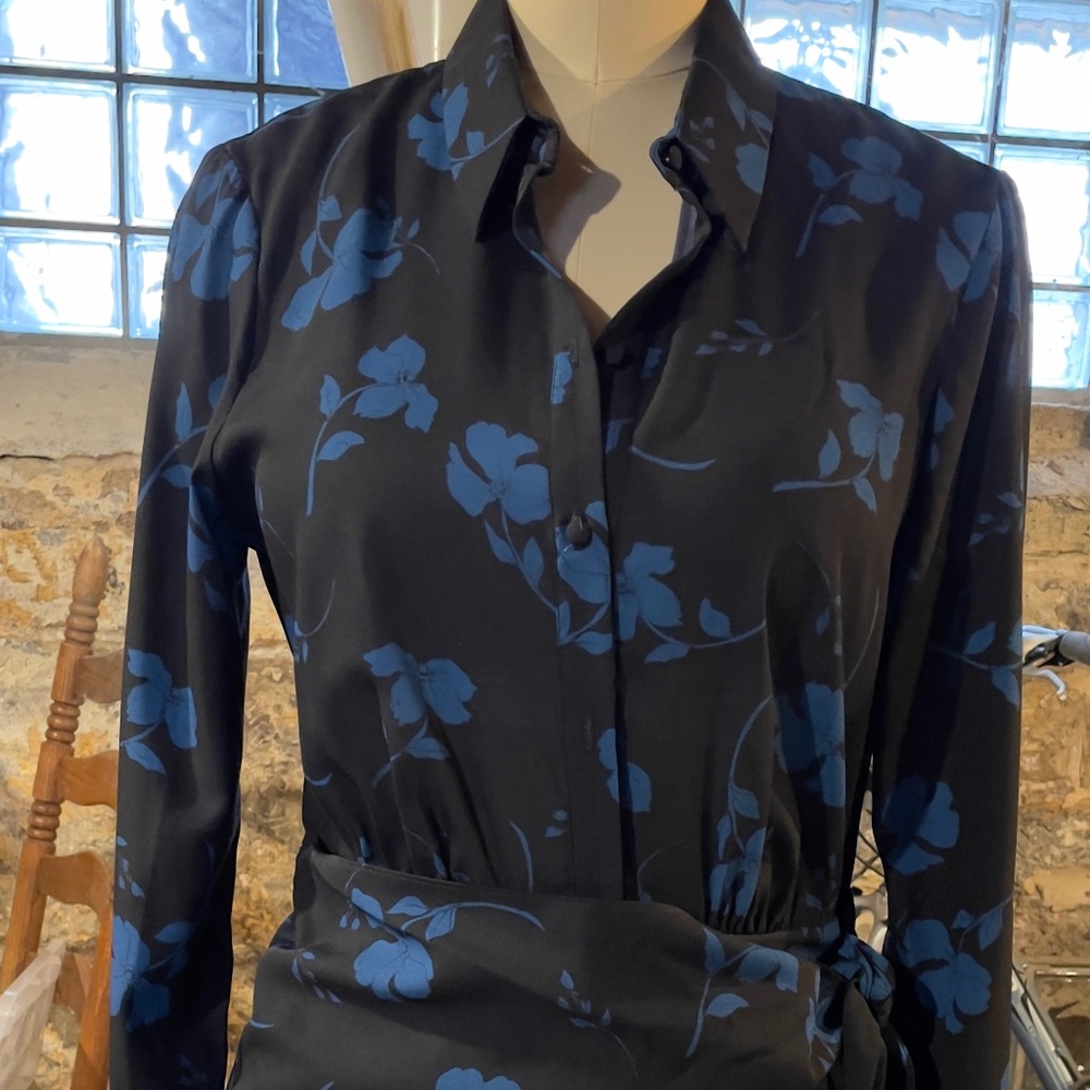 Like New Parker size M dress w/wrap detail